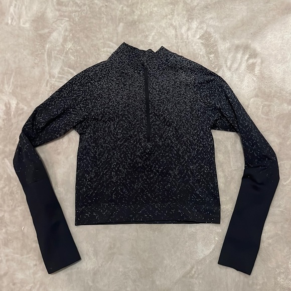 lululemon athletica Tops - Lululemon half zip splattered black size 6!